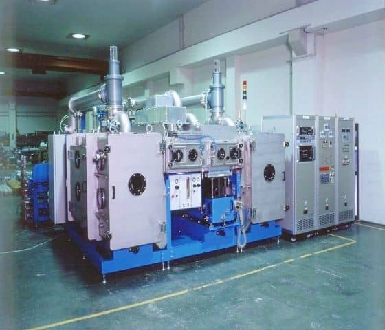 スパッタリング装置（ロール幅：1,750mm）